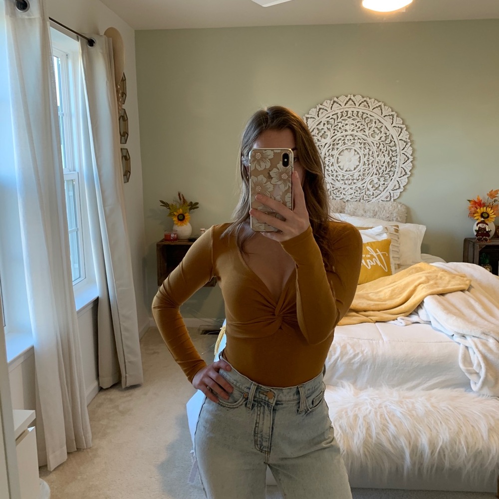 Body suit - Picture 2 of 3